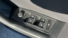 Volkswagen T-Roc 1.0 TSI Life 5dr Petrol Hatchback